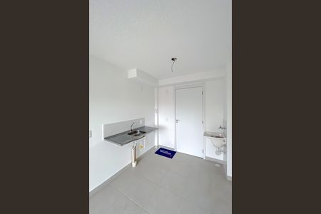 Apartamento à venda com 27m², 1 quarto e sem vaga Apartamento à venda com 27m², 1 quarto e sem vagaCozinha e Área de Serviço