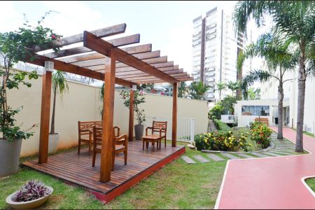 Apartamento para alugar com 138m², 3 quartos e 2 vagas Apartamento para alugar com 138m², 3 quartos e 2 vagasÁrea comum