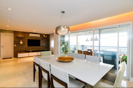 Sala de apartamento para alugar com 3 quartos, 138m² em Vila Rosalia, Guarulhos