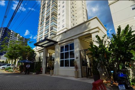 Apartamento para alugar com 138m², 3 quartos e 2 vagas Apartamento para alugar com 138m², 3 quartos e 2 vagasFachada do Condominio