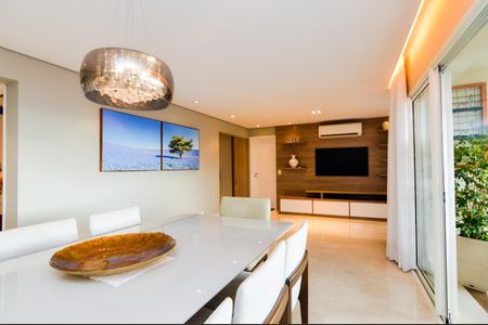 Sala de apartamento para alugar com 3 quartos, 138m² em Vila Rosalia, Guarulhos