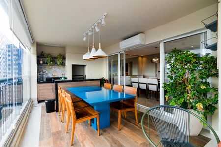 Apartamento para alugar com 138m², 3 quartos e 2 vagasVaranda da Sala