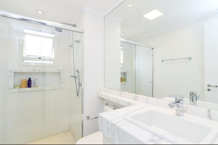 Apartamento para alugar com 138m², 3 quartos e 2 vagasBanheiro Social