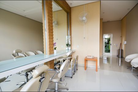 Apartamento para alugar com 138m², 3 quartos e 2 vagas Apartamento para alugar com 138m², 3 quartos e 2 vagasSalão
