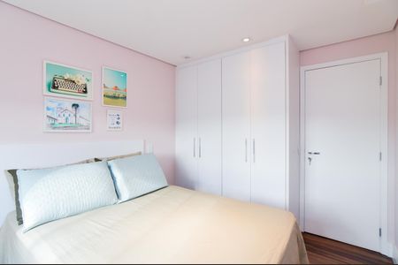 Apartamento para alugar com 138m², 3 quartos e 2 vagasQuarto 2