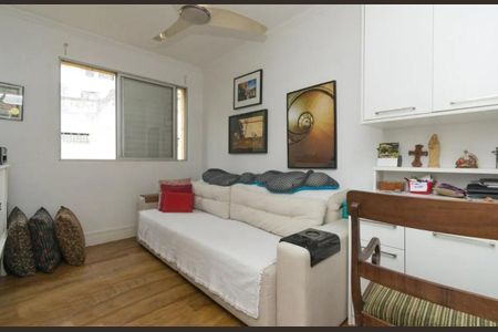 Apartamento à venda com 127m², 3 quartos e 2 vagas Apartamento à venda com 127m², 3 quartos e 2 vagasQuarto