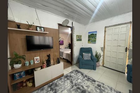 Casa à venda com 54m², 2 quartos e 1 vaga