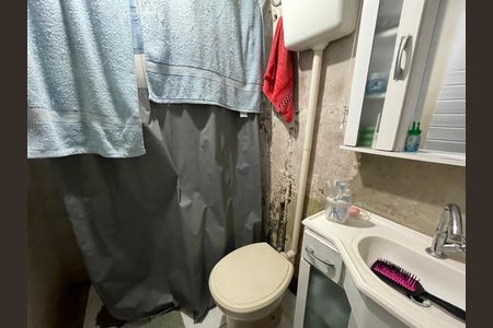 Casa à venda com 54m², 2 quartos e 1 vaga