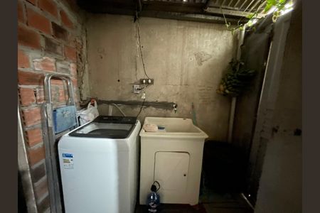 Casa à venda com 54m², 2 quartos e 1 vaga