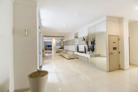 Apartamento para alugar com 78m², 2 quartos e 2 vagas Apartamento para alugar com 78m², 2 quartos e 2 vagasHall de entrada