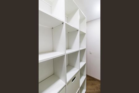 Apartamento para alugar com 78m², 2 quartos e 2 vagas Apartamento para alugar com 78m², 2 quartos e 2 vagasCloset da suíte