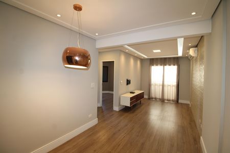 Sala / Cozinha de apartamento à venda com 2 quartos, 67m² em Chora Menino, São Paulo