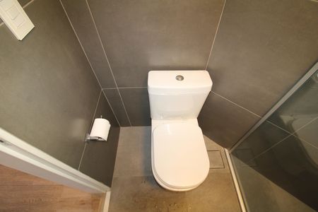 Apartamento à venda com 67m², 2 quartos e 2 vagasQuarto 1 - Banheiro