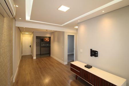Apartamento à venda com 67m², 2 quartos e 2 vagasSala / Cozinha