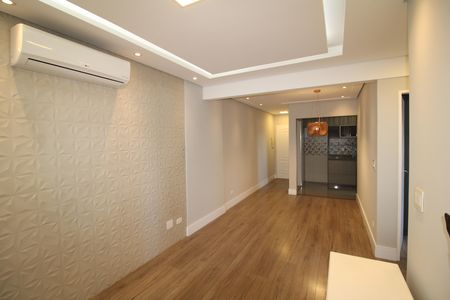 Apartamento à venda com 67m², 2 quartos e 2 vagasSala / Cozinha