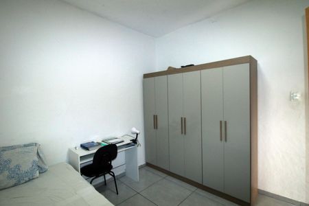 Quarto 1 de casa para alugar com 2 quartos, 82m² em Inhaúma, Rio de Janeiro