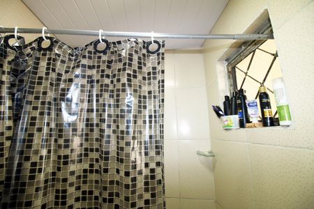Casa para alugar com 82m², 2 quartos e sem vagaBanheiro Social