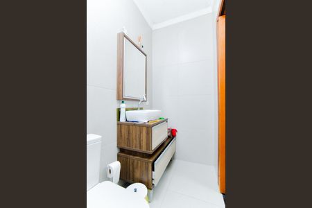 Casa de condomínio à venda com 111m², 3 quartos e 2 vagasBanheiro da Suíte