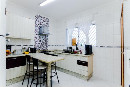 Casa de condomínio à venda com 111m², 3 quartos e 2 vagasCozinha