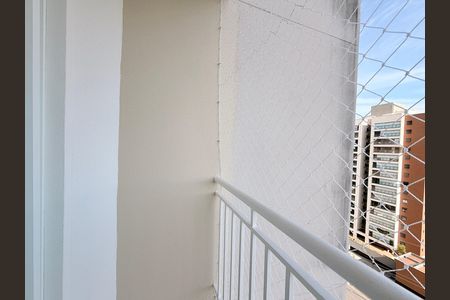 Apartamento à venda com 69m², 2 quartos e 1 vagaSacada do Quarto