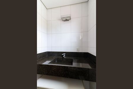 Apartamento à venda com 136m², 4 quartos e 2 vagasBanheiro do Quarto 3