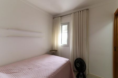 Apartamento à venda com 136m², 4 quartos e 2 vagasQuarto 4