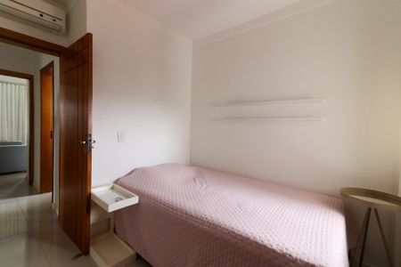 Apartamento à venda com 136m², 4 quartos e 2 vagasQuarto 4