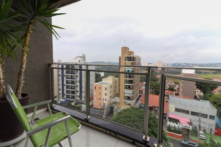 Apartamento à venda com 136m², 4 quartos e 2 vagasSala