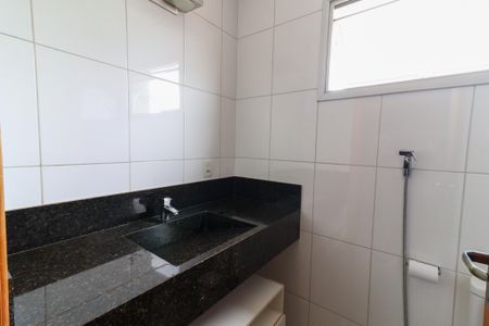 Apartamento à venda com 136m², 4 quartos e 2 vagasBanheiro do Quarto 3