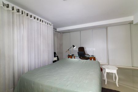 Apartamento à venda com 136m², 4 quartos e 2 vagasSuite