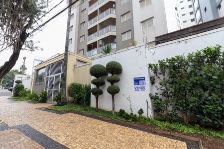 Apartamento à venda com 136m², 4 quartos e 2 vagasFachada