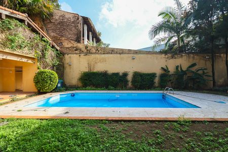 Casa à venda com 3 quartos, 556m² em Jardim Viana, São Paulo