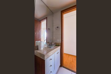Apartamento para alugar com 48m², 2 quartos e 1 vagaBanheiro