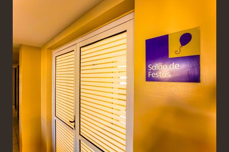 Apartamento para alugar com 48m², 2 quartos e 1 vagaÁrea comum - Salão de festas