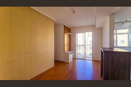 Sala de apartamento para alugar com 2 quartos, 48m² em Todos Os Santos, Rio de Janeiro