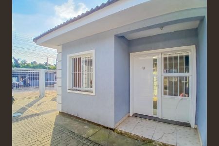 Casa de condomínio para alugar com 48m², 2 quartos e 1 vaga Casa de condomínio para alugar com 48m², 2 quartos e 1 vagaFachada