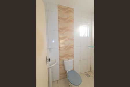 Casa de condomínio para alugar com 48m², 2 quartos e 1 vaga Casa de condomínio para alugar com 48m², 2 quartos e 1 vagaBanheiro