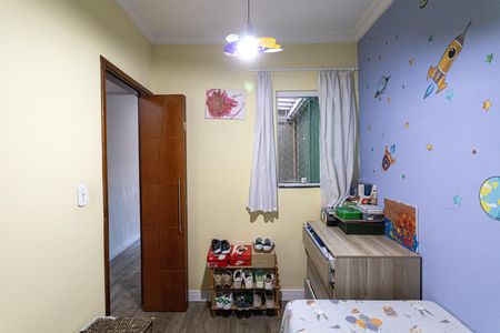 Casa à venda com 140m², 3 quartos e 4 vagas