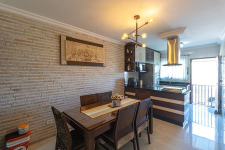 Casa à venda com 140m², 3 quartos e 4 vagas