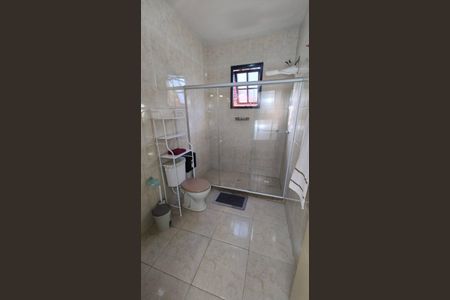 Casa de condomínio para alugar com 128m², 2 quartos e 1 vagaBanheiro