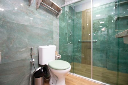 Apartamento à venda com 76m², 2 quartos e 2 vagas Apartamento à venda com 76m², 2 quartos e 2 vagasBanheiro 2