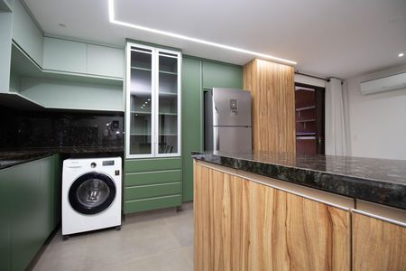Apartamento à venda com 76m², 2 quartos e 2 vagas Apartamento à venda com 76m², 2 quartos e 2 vagasCozinha e Área de Serviço