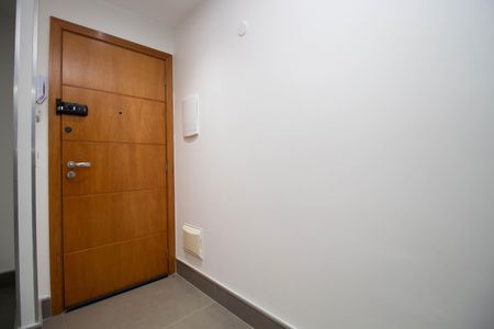 Apartamento à venda com 76m², 2 quartos e 2 vagas Apartamento à venda com 76m², 2 quartos e 2 vagasHall