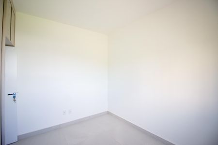 Apartamento para alugar com 99m², 3 quartos e 2 vagasQuarto 2