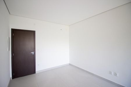 Sala de apartamento para alugar com 3 quartos, 99m² em Cabral, Contagem