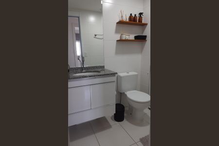 Banheiro de apartamento à venda com 2 quartos, 60m² em Jardim Esmeralda, São Paulo