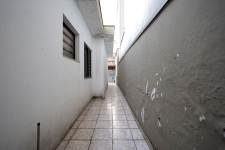 Casa para alugar com 150m², 2 quartos e 2 vagasCorredor