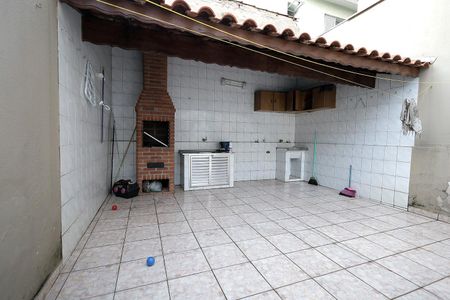 Casa para alugar com 150m², 2 quartos e 2 vagasQuintal, área de serviço, churrasqueira