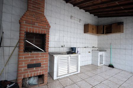 Casa para alugar com 150m², 2 quartos e 2 vagasQuintal, área de serviço, churrasqueira