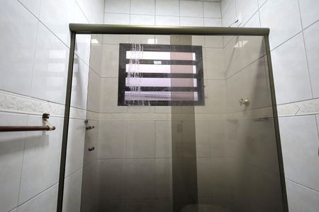 Casa para alugar com 150m², 2 quartos e 2 vagasBanheiro